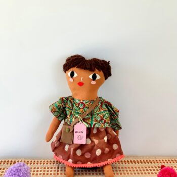 Molly - One Set of Clothes